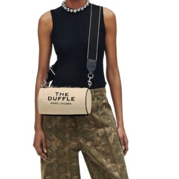 Marc Jacobs Handbags - 💲drop⏬️Marc Jacobs THE DUFFLE Jacquard